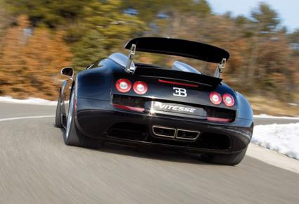 Bugatti تطلق Veyron Grand Sport Vitesse 